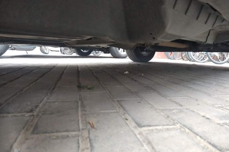 Used Honda CR-V 2010 2.0L Automatic Four-Wheel Drive Classic Edition Chassis Rear Right