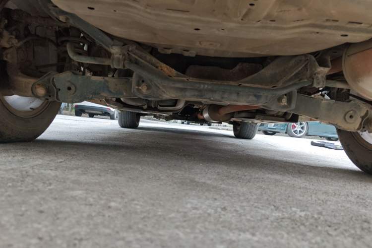 Used Honda CR-V 2010 2.0L automatic two-wheel drive urban version Chassis Rear