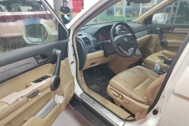 Used Honda CR-V 2010 2.4L automatic four-wheel drive luxury version Driver Seat
