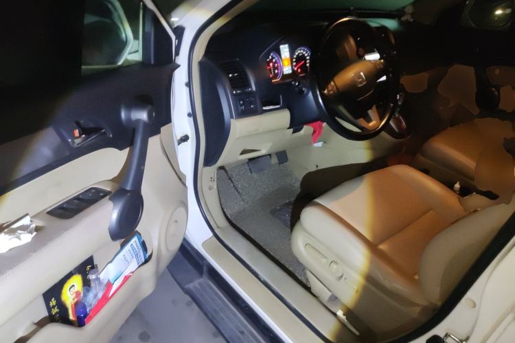 Used Honda CR-V 2010 2.4L automatic four-wheel drive luxury version Driver Seat
