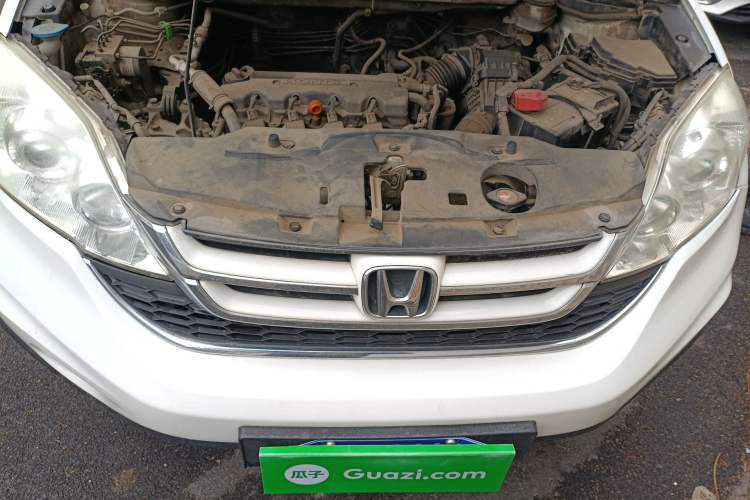 Used Honda CR-V 2010 2.0L Automatic Four-Wheel Drive Classic Edition Engine Bay
