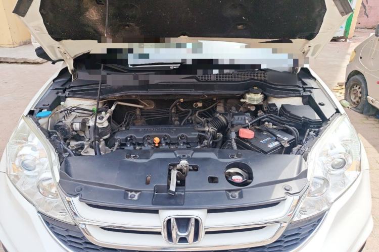 Used Honda CR-V 2010 2.0L Automatic Four-Wheel Drive Classic Edition Engine Bay