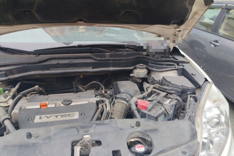 Used Honda CR-V 2010 2.4L automatic four-wheel drive luxury version Engine Bay Left