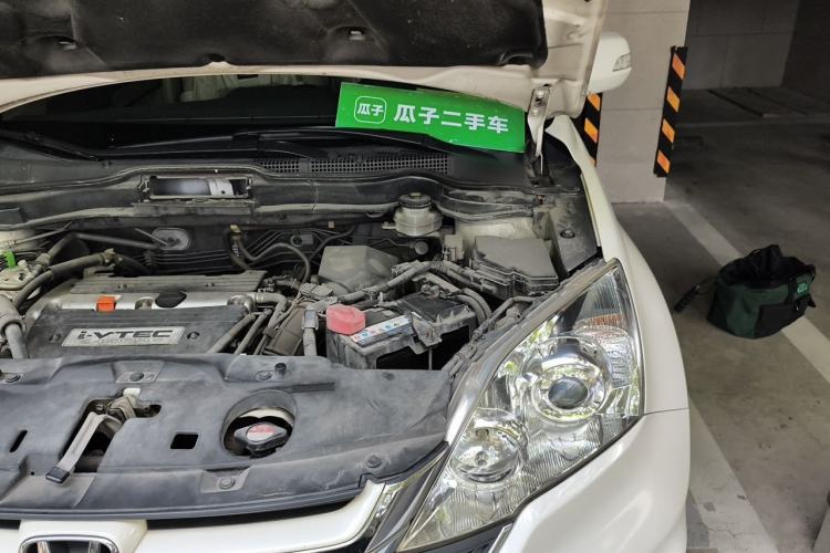 Used Honda CR-V 2010 2.4L automatic four-wheel drive luxury version Engine Bay Left