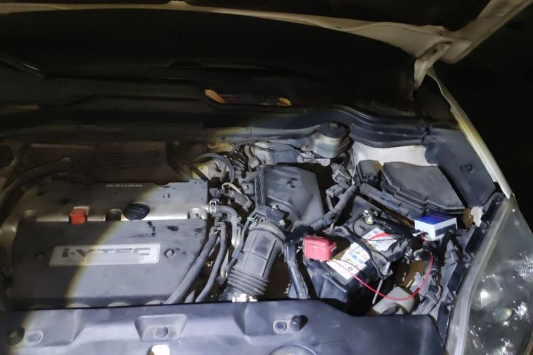 Used Honda CR-V 2010 2.4L automatic four-wheel drive luxury version Engine Bay Left