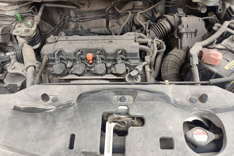 Used Honda CR-V 2010 2.0L Automatic Four-Wheel Drive Classic Edition Engine Bay