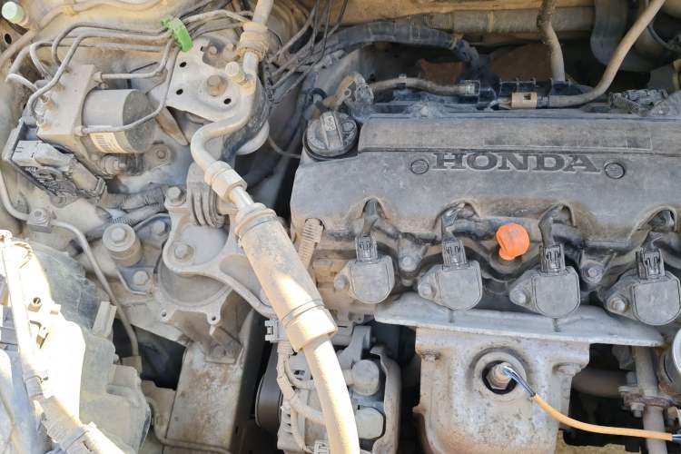 Used Honda CR-V 2010 2.0L automatic two-wheel drive urban version Engine Bay Right