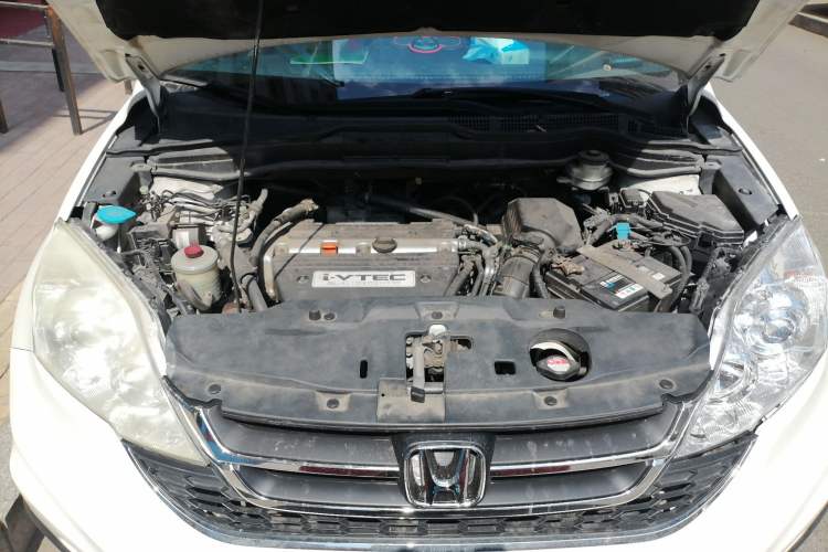 Used Honda CR-V 2010 2.4L Automatic Four-Wheel Drive Prestige Edition Engine Bay