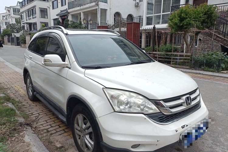 Used Honda CR-V 2010 2.4L automatic four-wheel drive luxury version Front Right 45 Deg