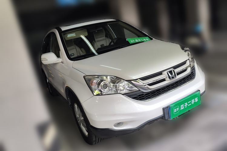 Used Honda CR-V 2010 2.4L automatic four-wheel drive luxury version Front Right 45 Deg