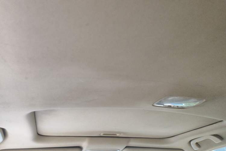 Used Honda CR-V 2010 2.4L automatic four-wheel drive luxury version Headliner