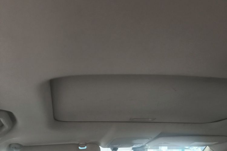 Used Honda CR-V 2010 2.0L Automatic Four-Wheel Drive Classic Edition Headliner