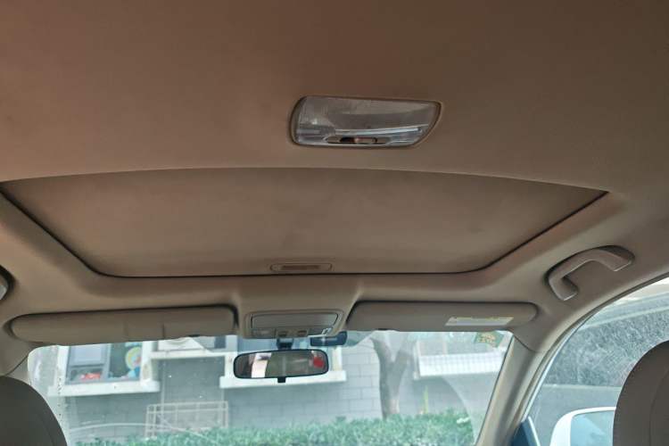 Used Honda CR-V 2010 2.4L automatic four-wheel drive luxury version Headliner