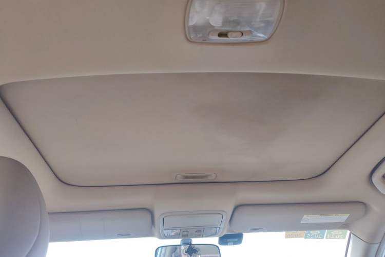 Used Honda CR-V 2010 2.4L automatic four-wheel drive luxury version Headliner
