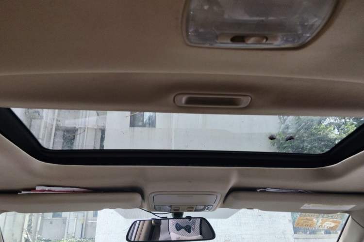 Used Honda CR-V 2010 2.0L Automatic Four-Wheel Drive Classic Edition Headliner