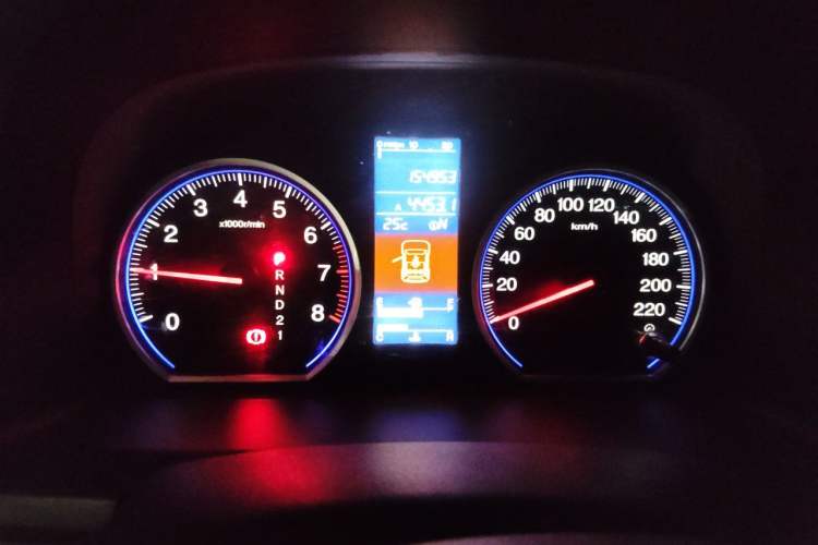 Used Honda CR-V 2010 2.4L automatic four-wheel drive luxury version Instrument Cluster