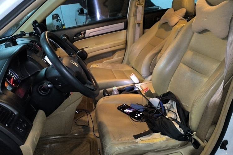 Used Honda CR-V 2010 2.0L automatic two-wheel drive urban version Left Front Seat