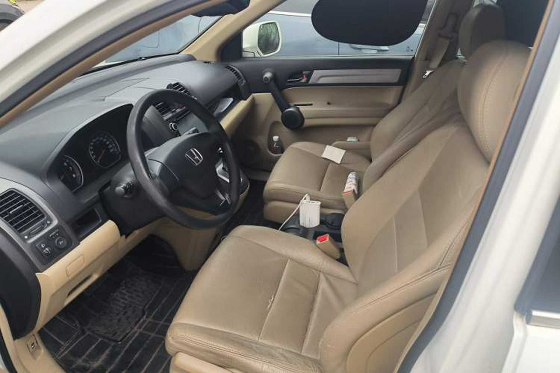 Used Honda CR-V 2010 2.0L automatic two-wheel drive urban version Left Front Seat