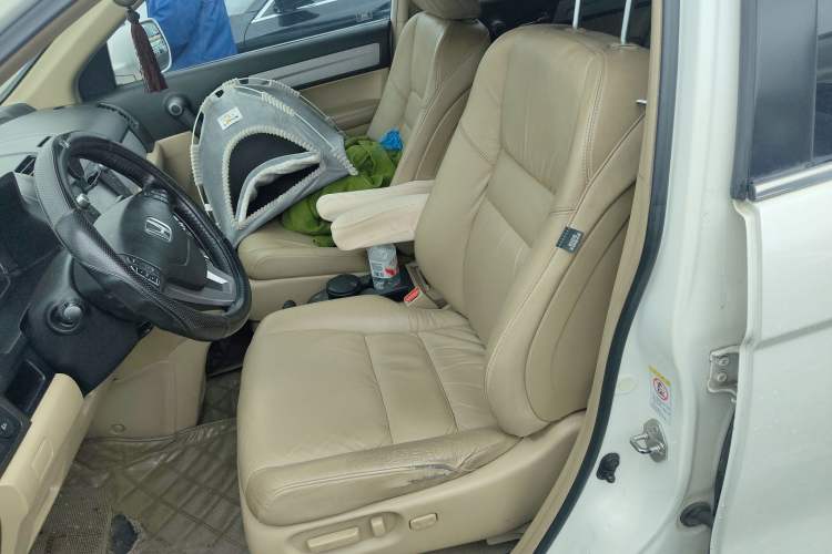 Used Honda CR-V 2010 2.4L automatic four-wheel drive luxury version Left Front Seat