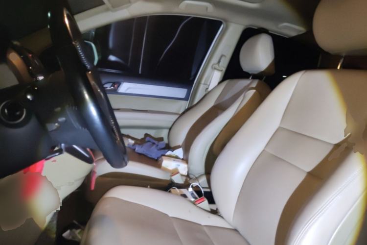 Used Honda CR-V 2010 2.4L automatic four-wheel drive luxury version Left Front Seat