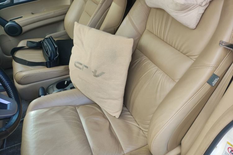 Used Honda CR-V 2010 2.4L automatic four-wheel drive luxury version Left Front Seat