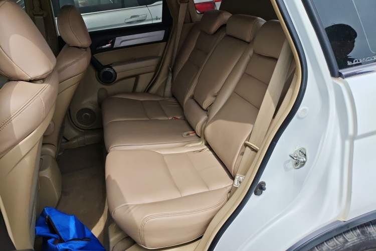 Used Honda CR-V 2010 2.0L automatic two-wheel drive urban version Left Rear Seat
