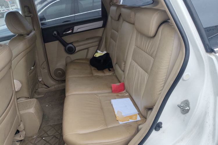 Used Honda CR-V 2010 2.4L automatic four-wheel drive luxury version Left Rear Seat
