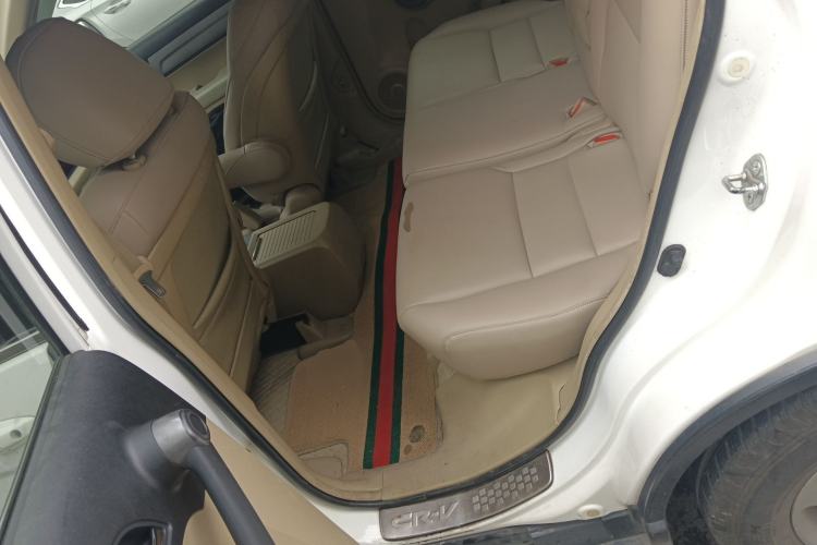 Used Honda CR-V 2010 2.0L automatic two-wheel drive urban version Left Rear Seat