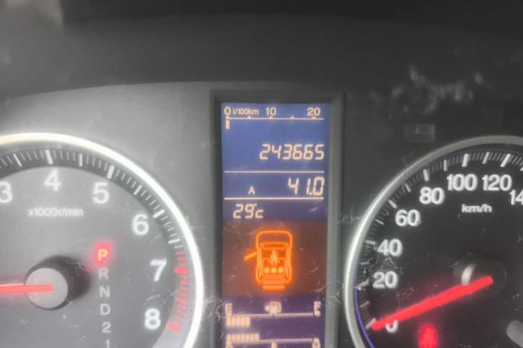 Used Honda CR-V 2010 2.0L Automatic Four-Wheel Drive Classic Edition Odometer Close Up