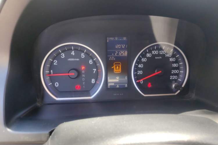 Used Honda CR-V 2010 2.0L automatic two-wheel drive urban version Odometer Close Up