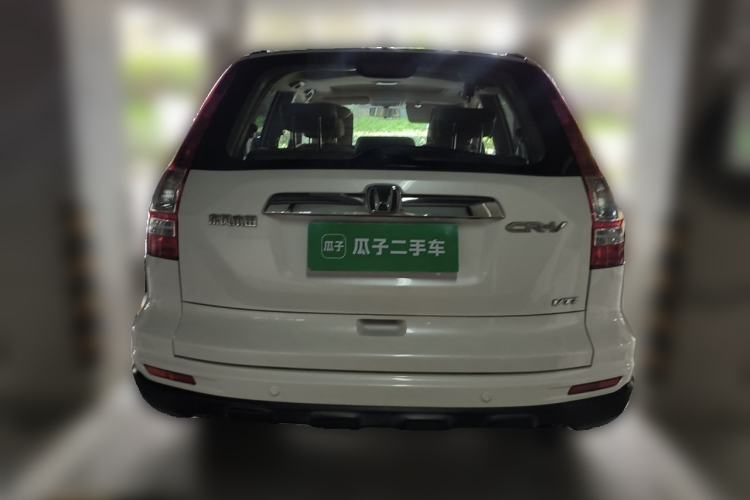 Used Honda CR-V 2010 2.4L automatic four-wheel drive luxury version Rear