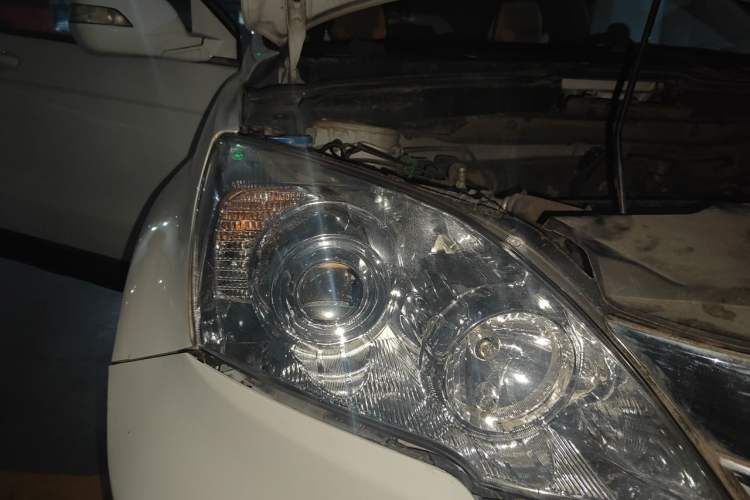 Used Honda CR-V 2010 2.0L automatic two-wheel drive urban version Right Front Headlight