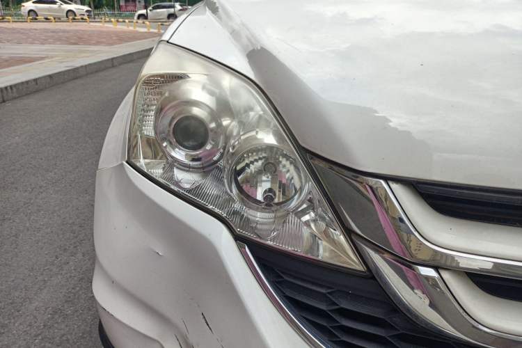 Used Honda CR-V 2010 2.0L Automatic Four-Wheel Drive Classic Edition Right Front Headlight