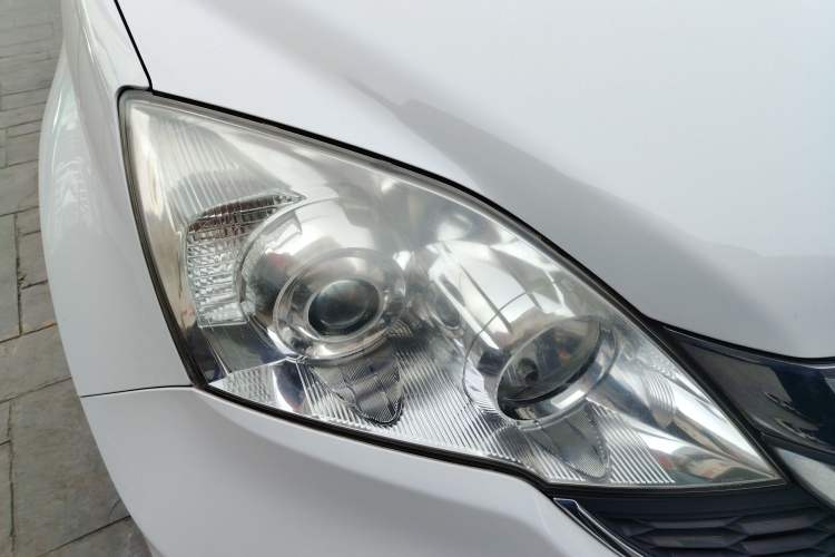 Used Honda CR-V 2010 2.0L automatic two-wheel drive urban version Right Front Headlight