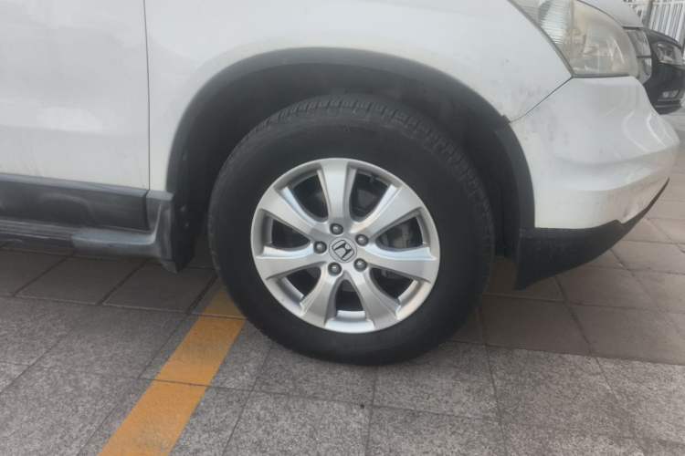 Used Honda CR-V 2010 2.0L Automatic Four-Wheel Drive Classic Edition Right Front Wheel Hub
