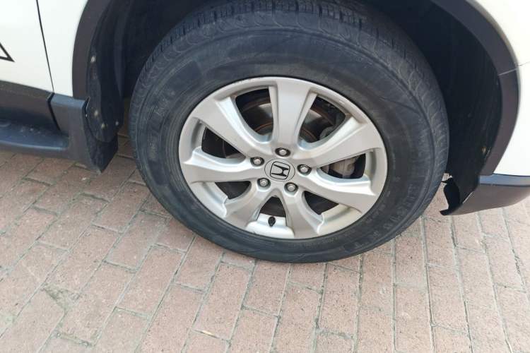 Used Honda CR-V 2010 2.0L Automatic Four-Wheel Drive Classic Edition Right Front Wheel Hub