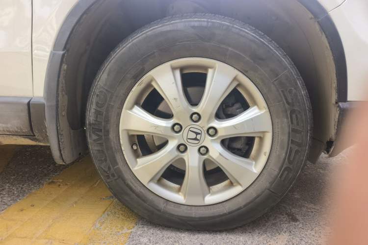 Used Honda CR-V 2010 2.0L Automatic Four-Wheel Drive Classic Edition Right Front Wheel Hub