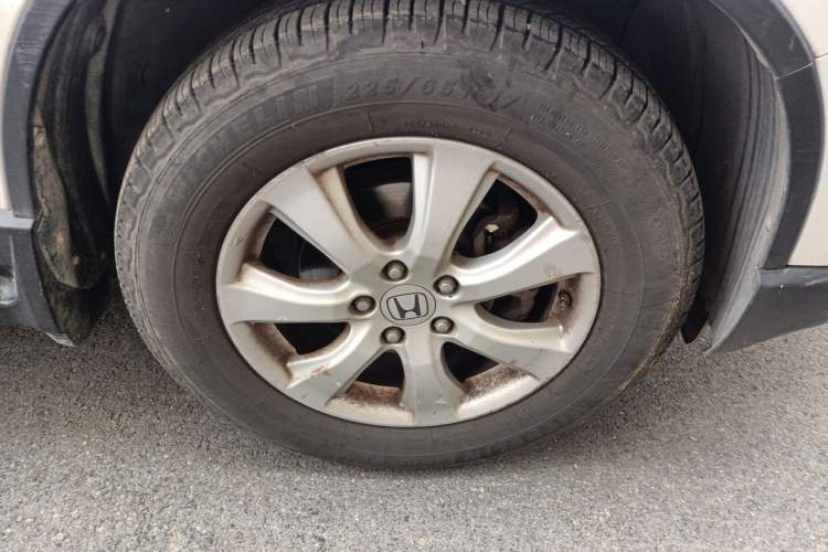 Used Honda CR-V 2010 2.0L Automatic Four-Wheel Drive Classic Edition Right Front Wheel Hub