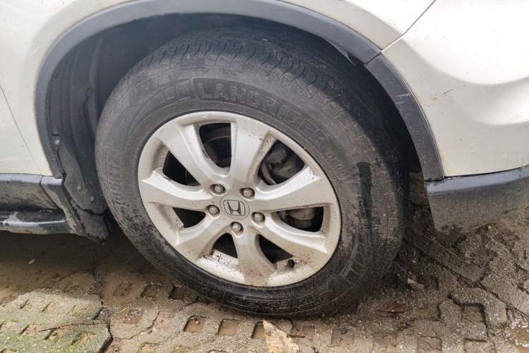 Used Honda CR-V 2010 2.0L Automatic Four-Wheel Drive Classic Edition Right Front Wheel Hub
