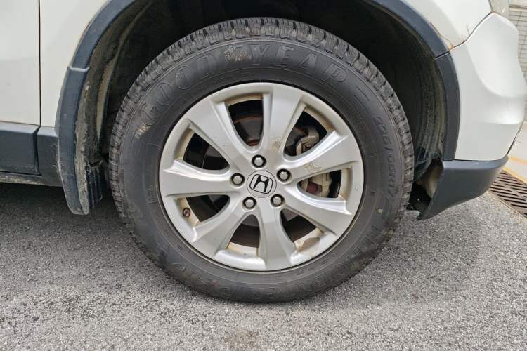 Used Honda CR-V 2010 2.0L Automatic Four-Wheel Drive Classic Edition Right Front Wheel Hub