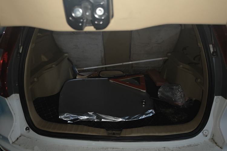 Used Honda CR-V 2010 2.0L automatic two-wheel drive urban version Trunk