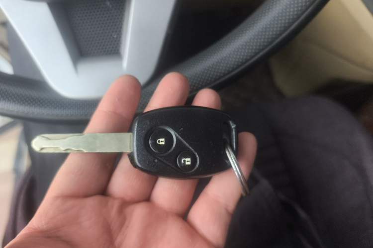 Used Honda CR-V 2010 2.0L Automatic Four-Wheel Drive Classic Edition Vehicle Key