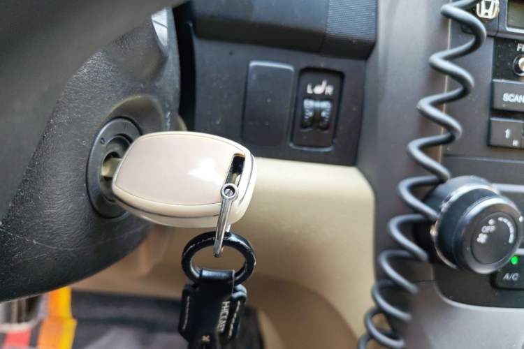 Used Honda CR-V 2010 2.0L Automatic Four-Wheel Drive Classic Edition Vehicle Key