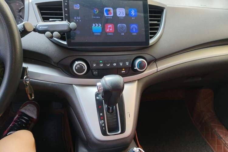 Used Honda CR-V 2012 2.0L two-wheel drive urban version Audio And AC Panel