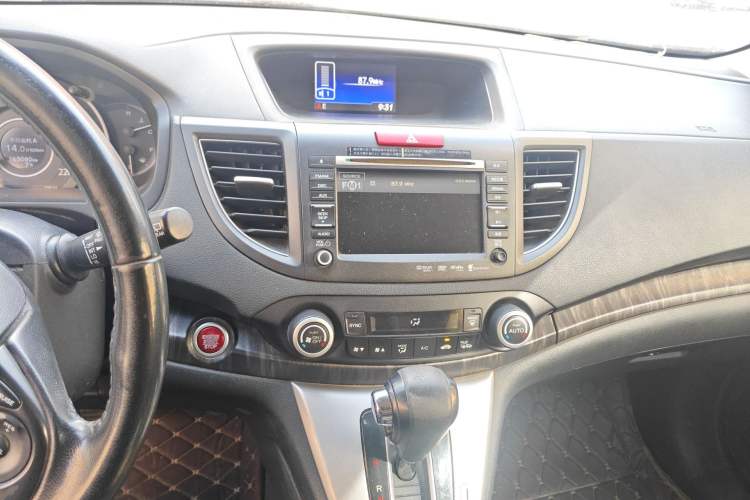 Used Honda CR-V 2012 2.4L Four-wheel Drive Prestige Edition Audio And AC Panel