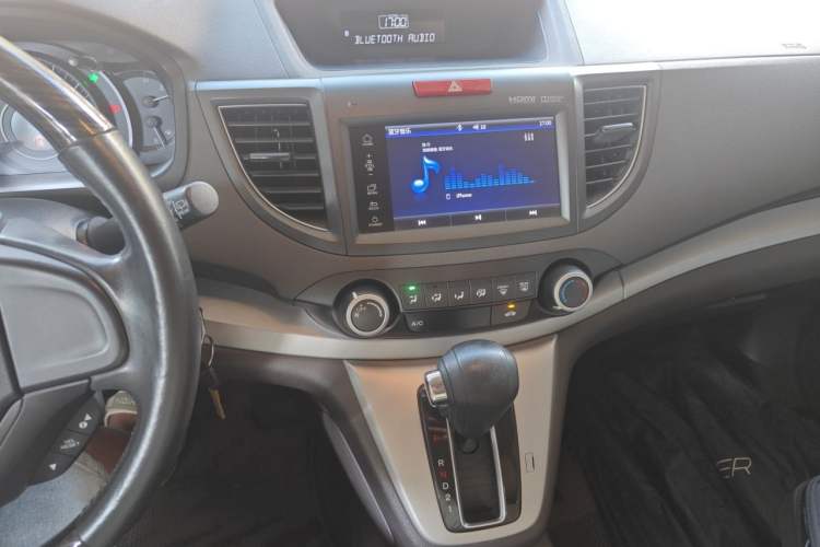 Used Honda CR-V 2012 2.0L two-wheel drive urban version Audio And AC Panel