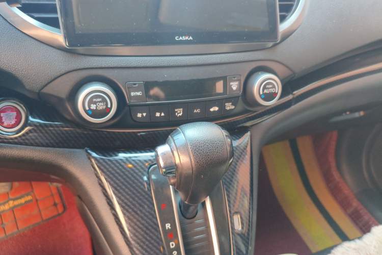 Used Honda CR-V 2012 2.4L four-wheel drive luxury version Audio And AC Panel