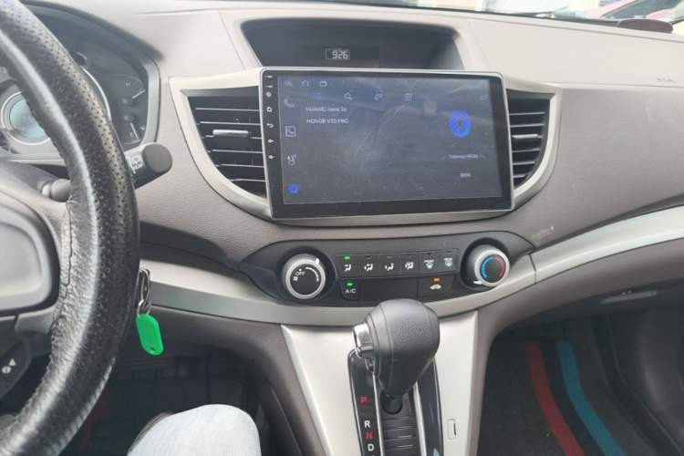 Used Honda CR-V 2012 2.0L two-wheel drive urban version Audio And AC Panel