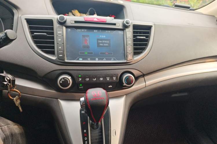 Used Honda CR-V 2012 2.0L two-wheel drive urban version Audio And AC Panel