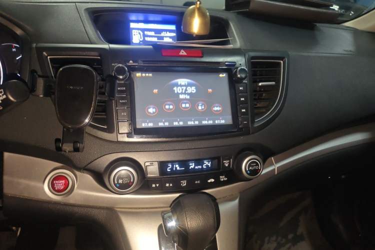Used Honda CR-V 2012 2.4L four-wheel drive luxury version Audio And AC Panel